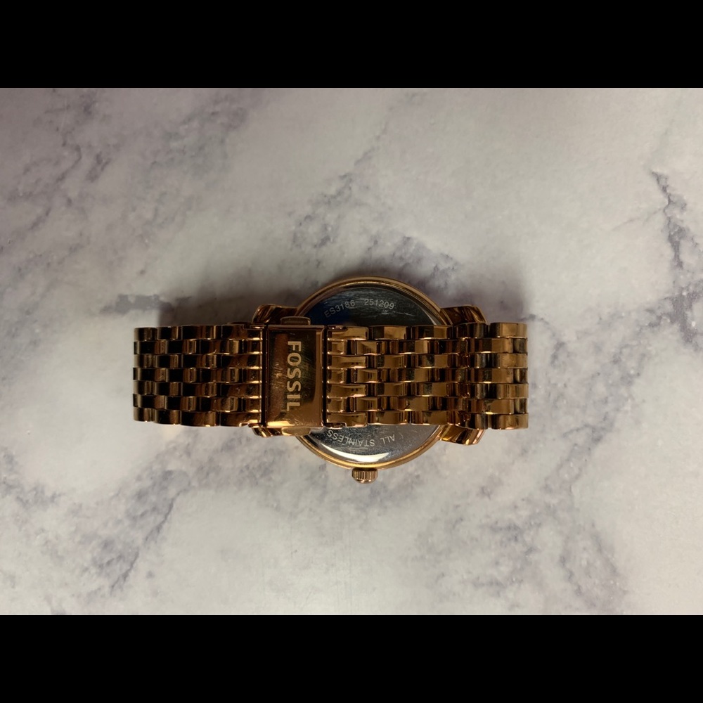 Fossil Watch - Picture 6 of 6